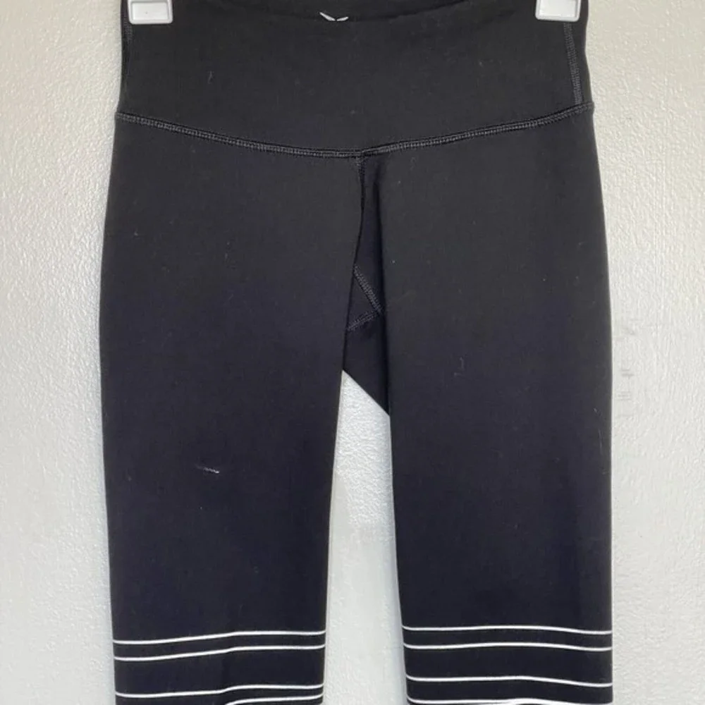 Old Navy Active Go Dry Leggings Sz XS Womens Activewear Workout Sporty Striped